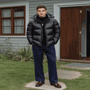 Men Wearing Black Puffer Jacket  Winter with Fully Hooded