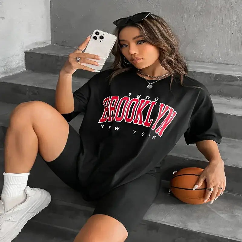 Vintage 1898 Brooklyn New York Womens T-Shirts Black1