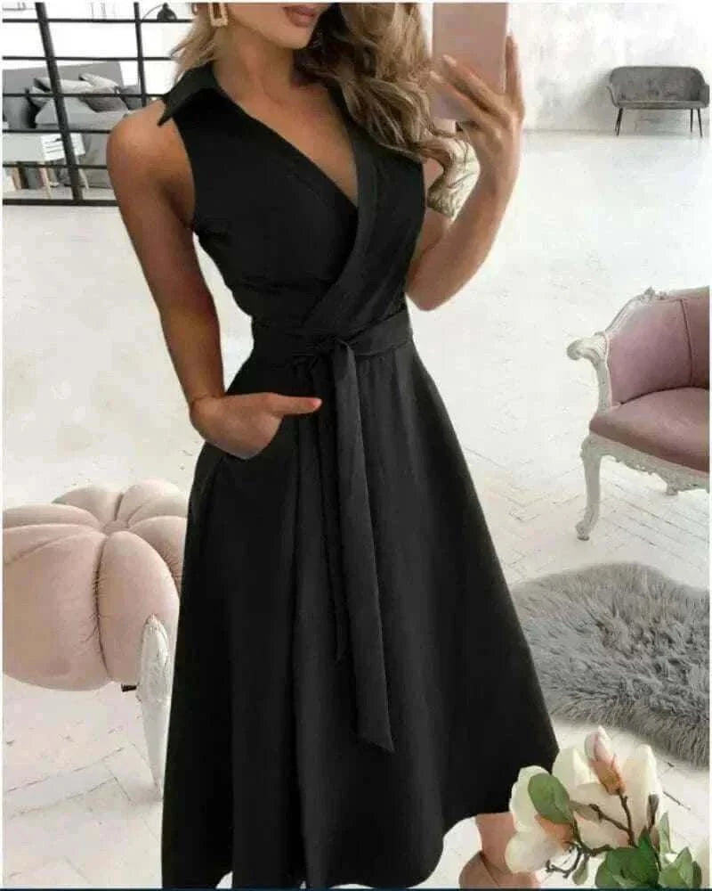 dress online uk, Women Wearing Black Pocket Midi Dress Casual.