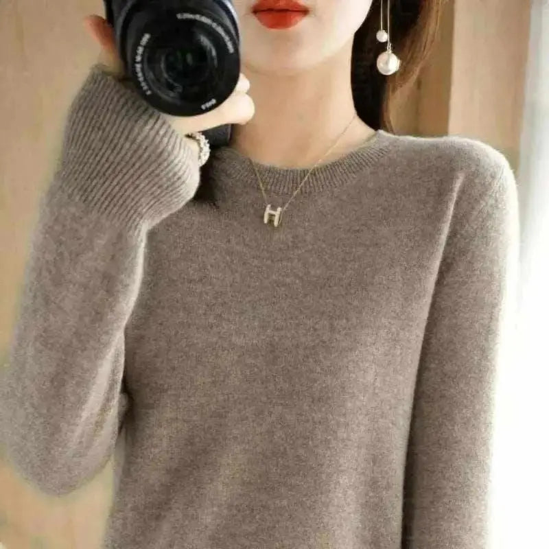Women's Warm Sweater Round Neck Pullover Gray