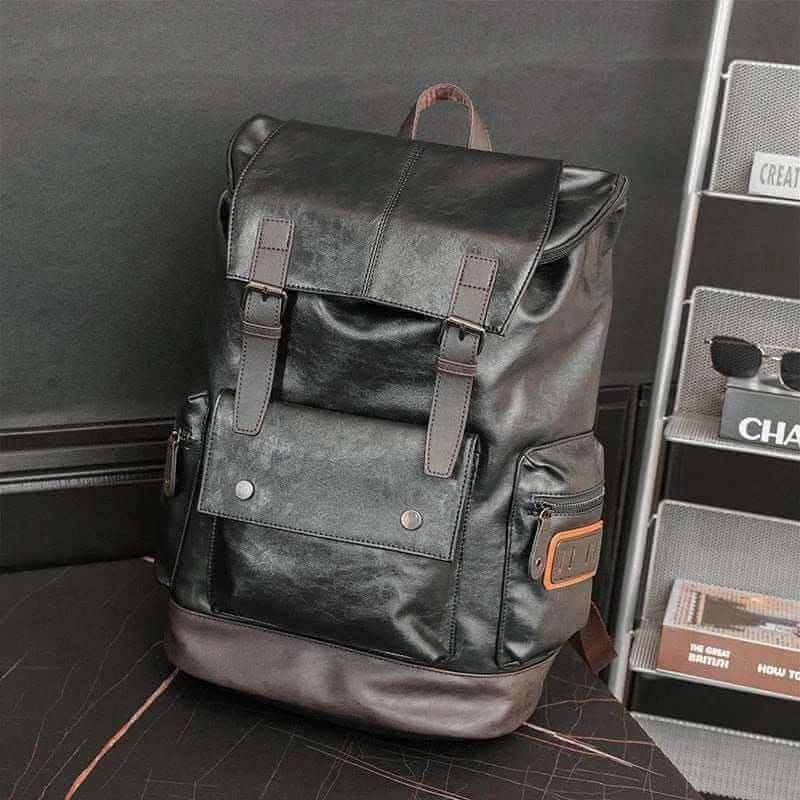 large backpack -BIG CAPACITY TRAVEL BACKPACK.
