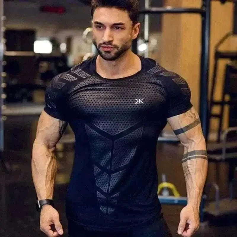 mens t shirts uk, BREATHABLE QUICK DRY FITNESS TOP.