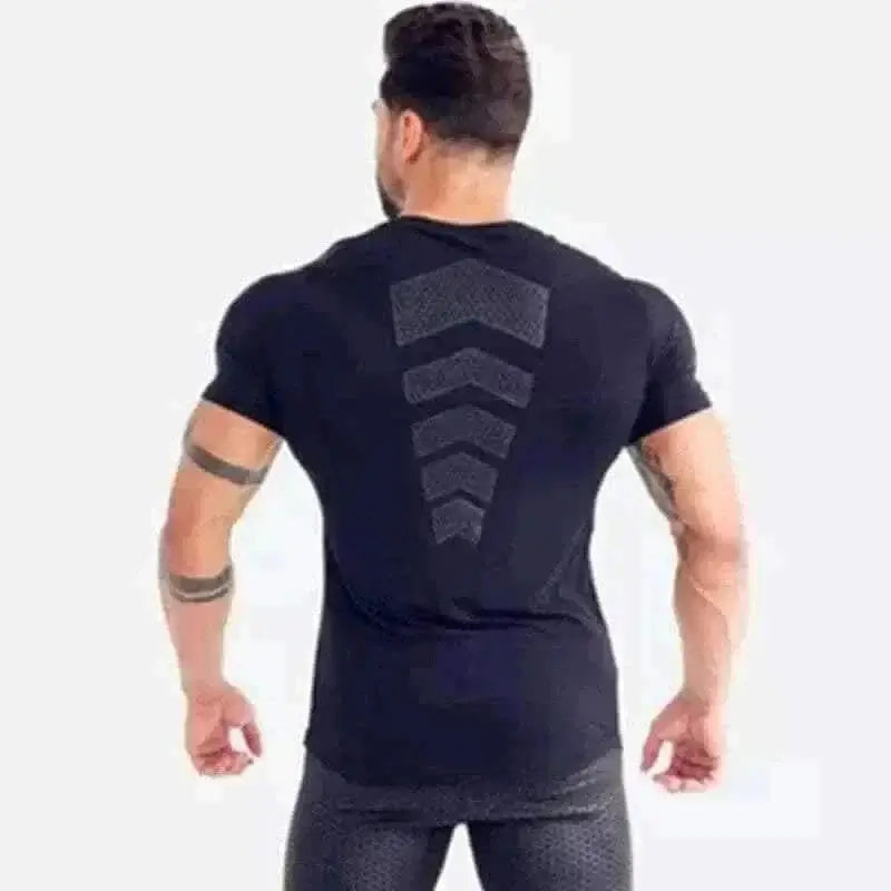 mens t shirts uk, BREATHABLE QUICK DRY FITNESS TOP.