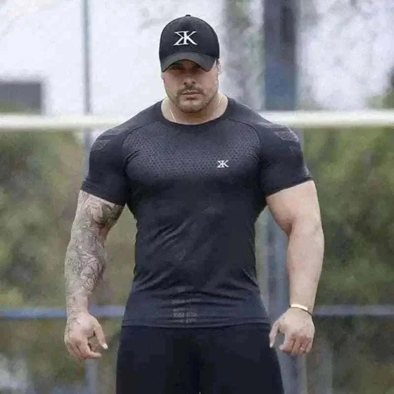 mens t shirts uk, BREATHABLE QUICK DRY FITNESS TOP.