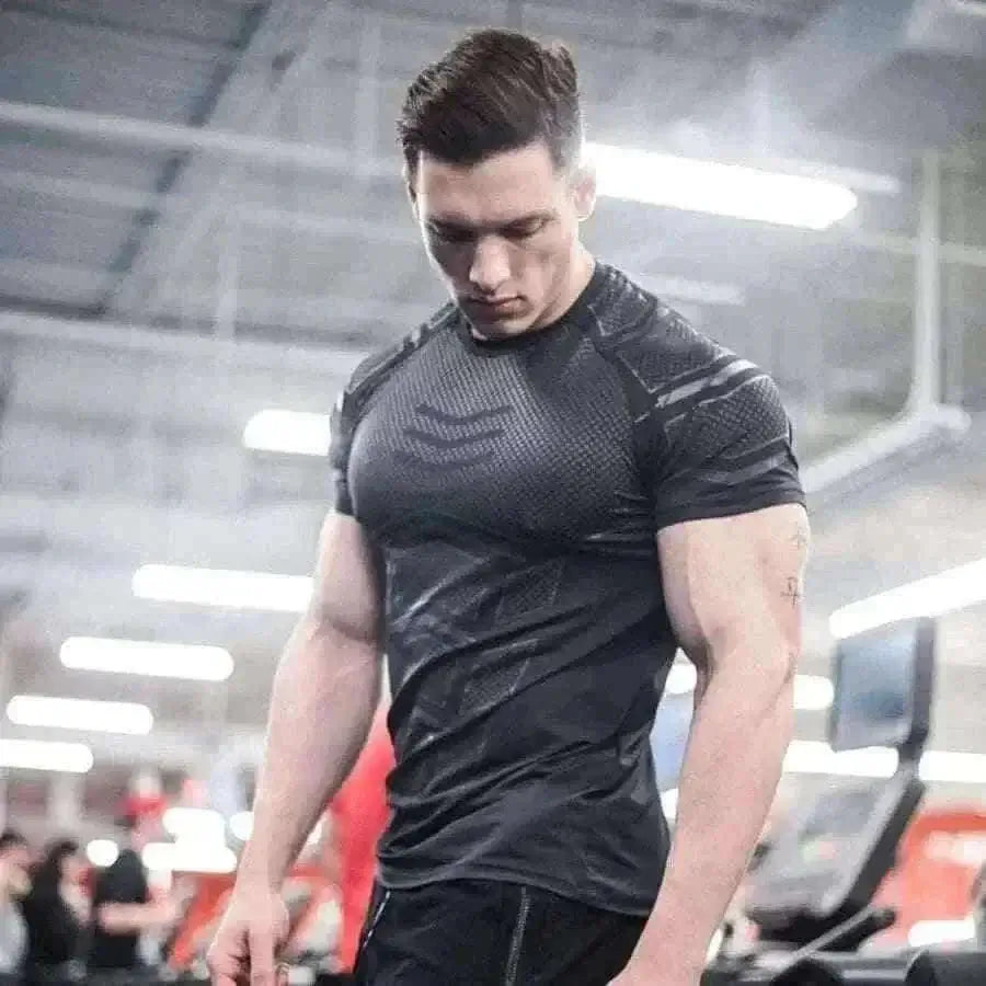 mens t shirts uk, BREATHABLE QUICK DRY FITNESS TOP.