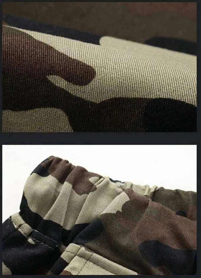 CAMOUFLAGE TRAINING PANTS.