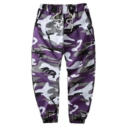 CAMOUFLAGE TRAINING PANTS.