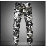 CAMOUFLAGE TRAINING PANTS.