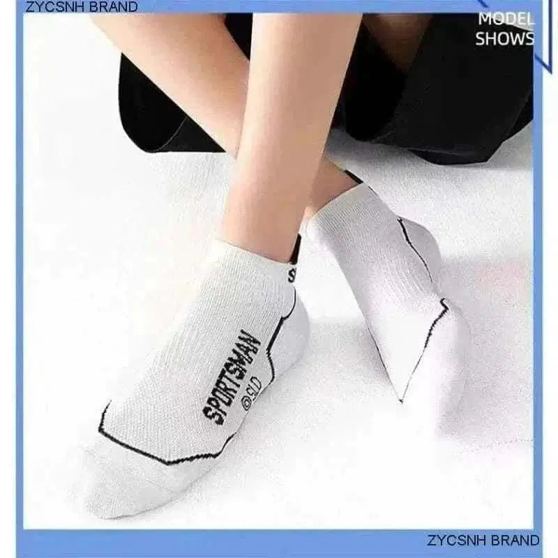 CASUAL COMPRESSION SOCKS.