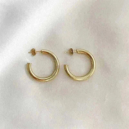 eManco Stainless Steel Large Hoop Earrings Hip Hop Style Women's Jewelry Multi-Size Stacking Earrings Party Favors.