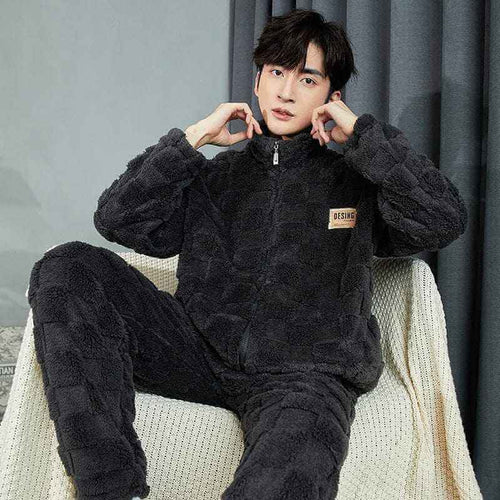 Men Warm Flannel Pajamas Autumn Thicken Long-sleeved Trousers Two-Piece Set Winter Man Pyjamas Loose Comfortable Sleepwear Suit.