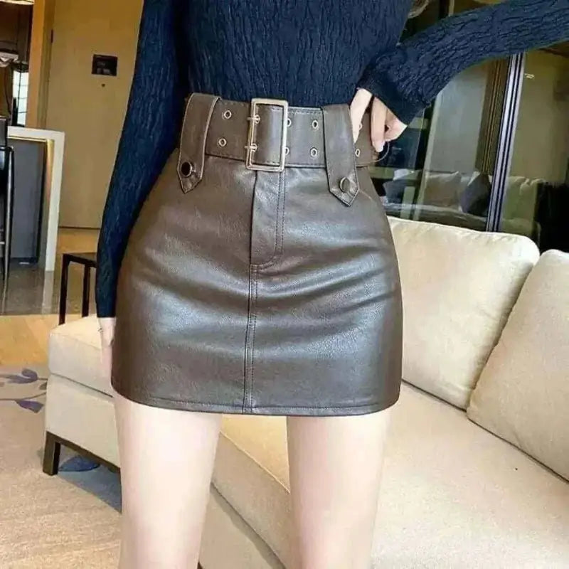 ladies skirts uk, women Wearing vintage leather brown skirt