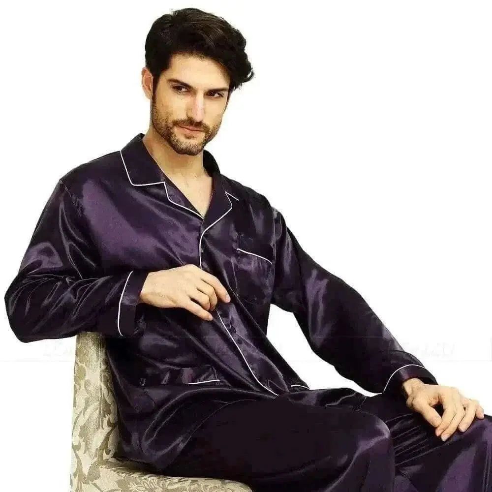 STYLISH SATIN SLEEPWEAR.