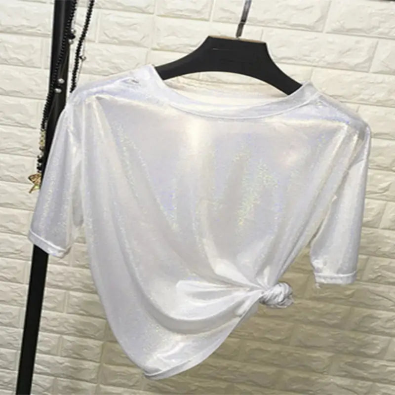 summer womanBeige tops shiny loose short