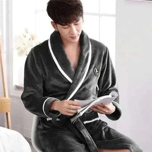 WINTER FLANNEL BATHROBE.