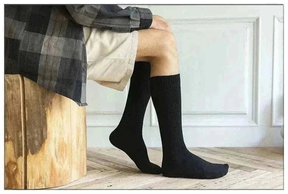 Winter Men's New High-Grade Thick Warm Solid Color Wool Material Fashion Casual Calf Long Socks 3 Pair.
